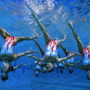 ayx体育ios下载-赛季最惊险的五大超车场面盘点，超车赛道